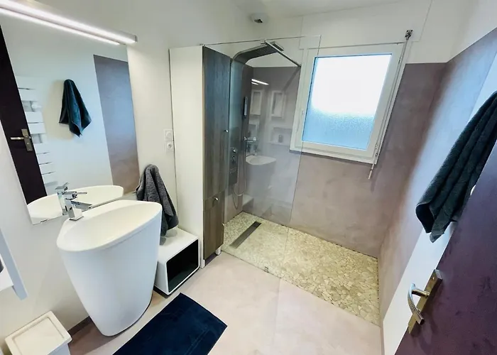 Dom wakacyjny Maison T2 De 70 M2 Avec Jardin Et Veranda *